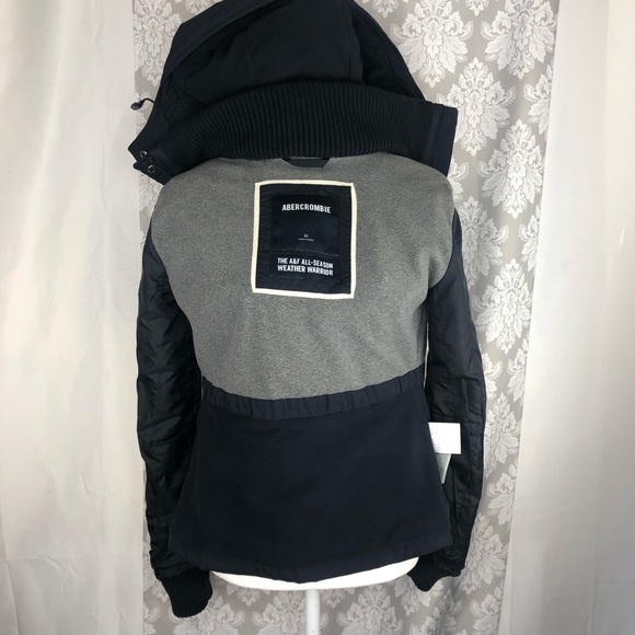 The A & F all season weather warrior jacket - Picture 7 of 8